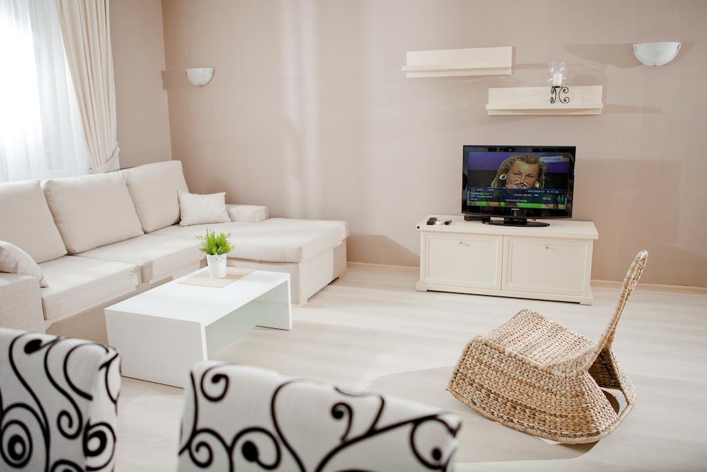 Apartments Atia 체르노모레츠 객실 사진